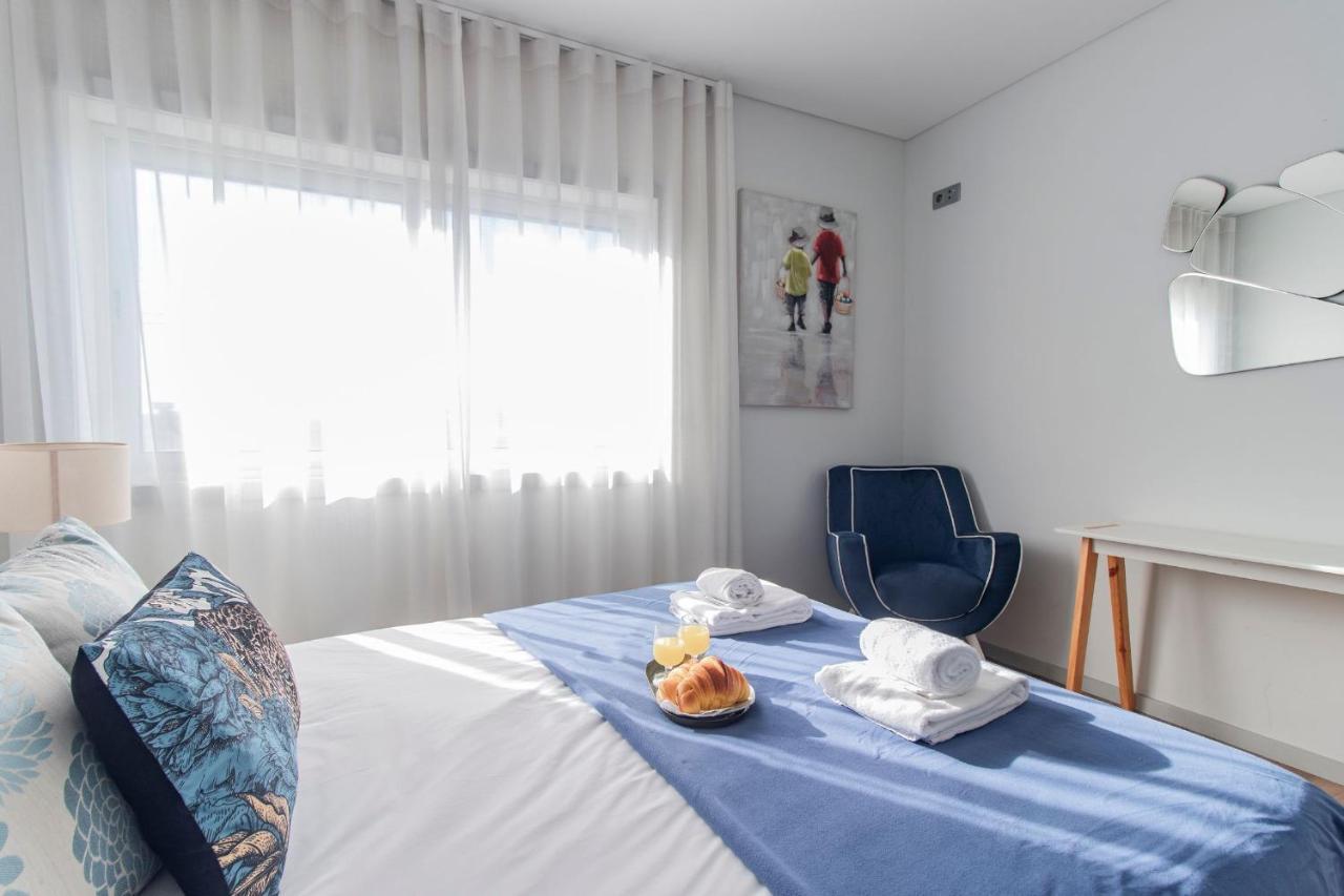 Downtown 1Br Apartment W/ Balcony By Lovelystay Porto Exterior foto